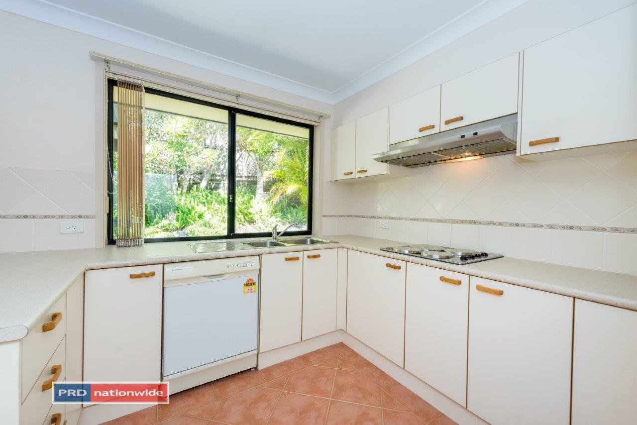 3a The Breakwater  CORLETTE 11