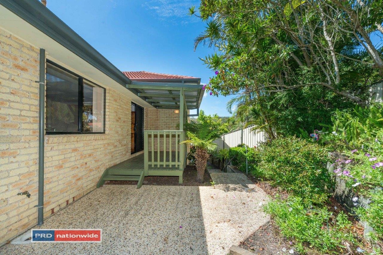 3a The Breakwater  CORLETTE 15