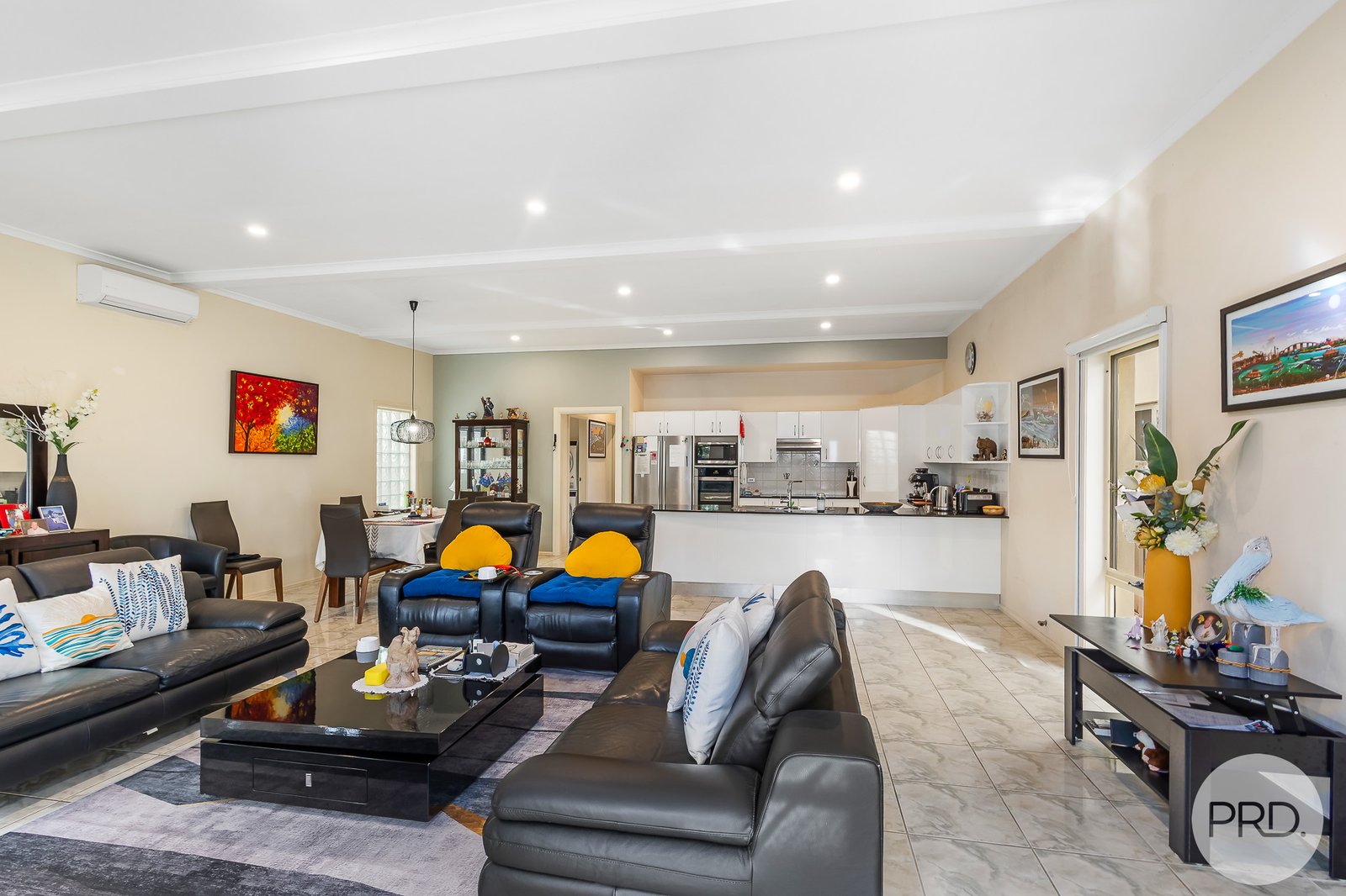 3A The Peninsula  CORLETTE 3