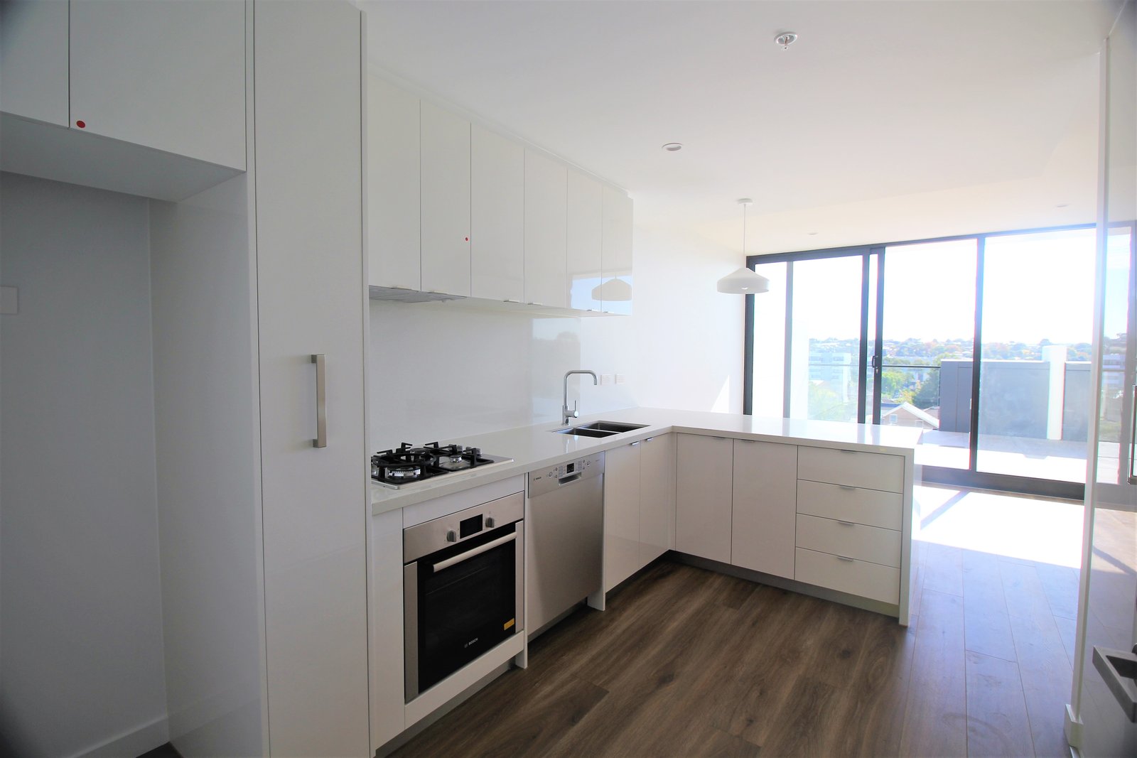 Gallery: 3A21/70 Batesford Road