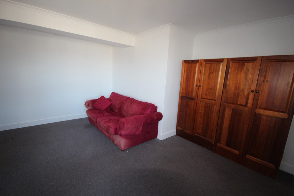 3a/8 Tianna Road LINDISFARNE 4