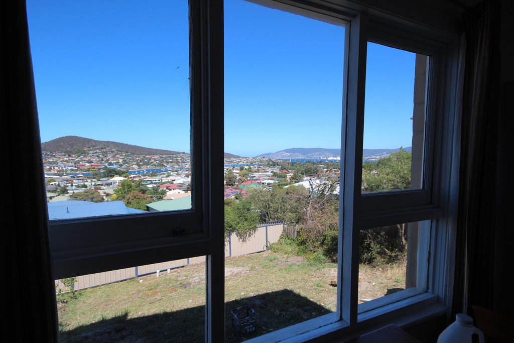 3a/8 Tianna Road LINDISFARNE 8