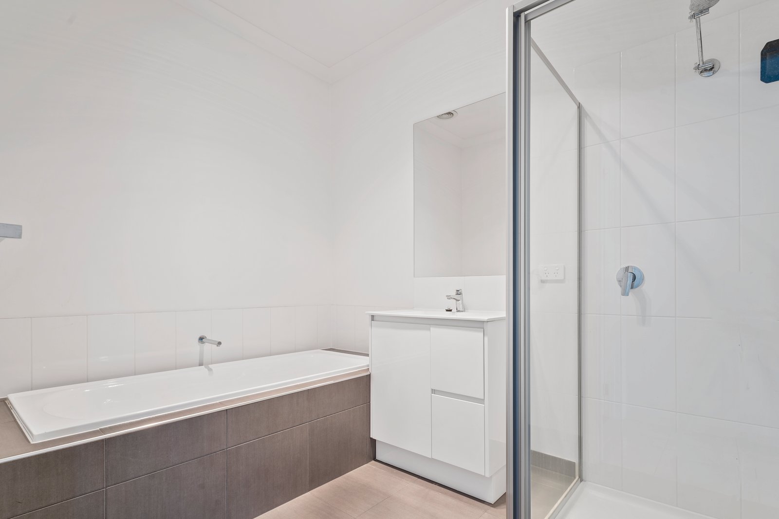 3B Alison Boulevard EPSOM 9