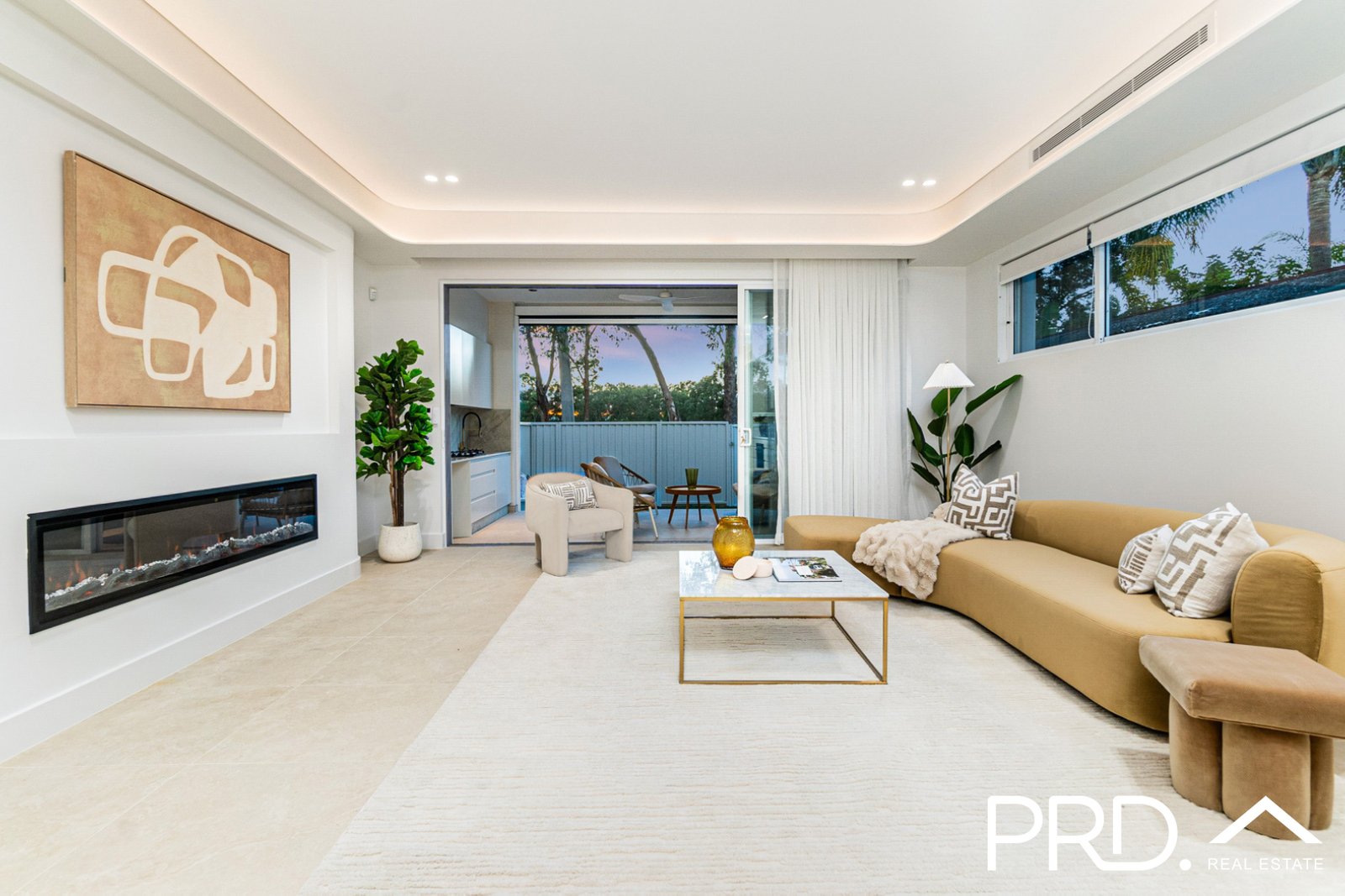 3b Alliance Avenue REVESBY 3