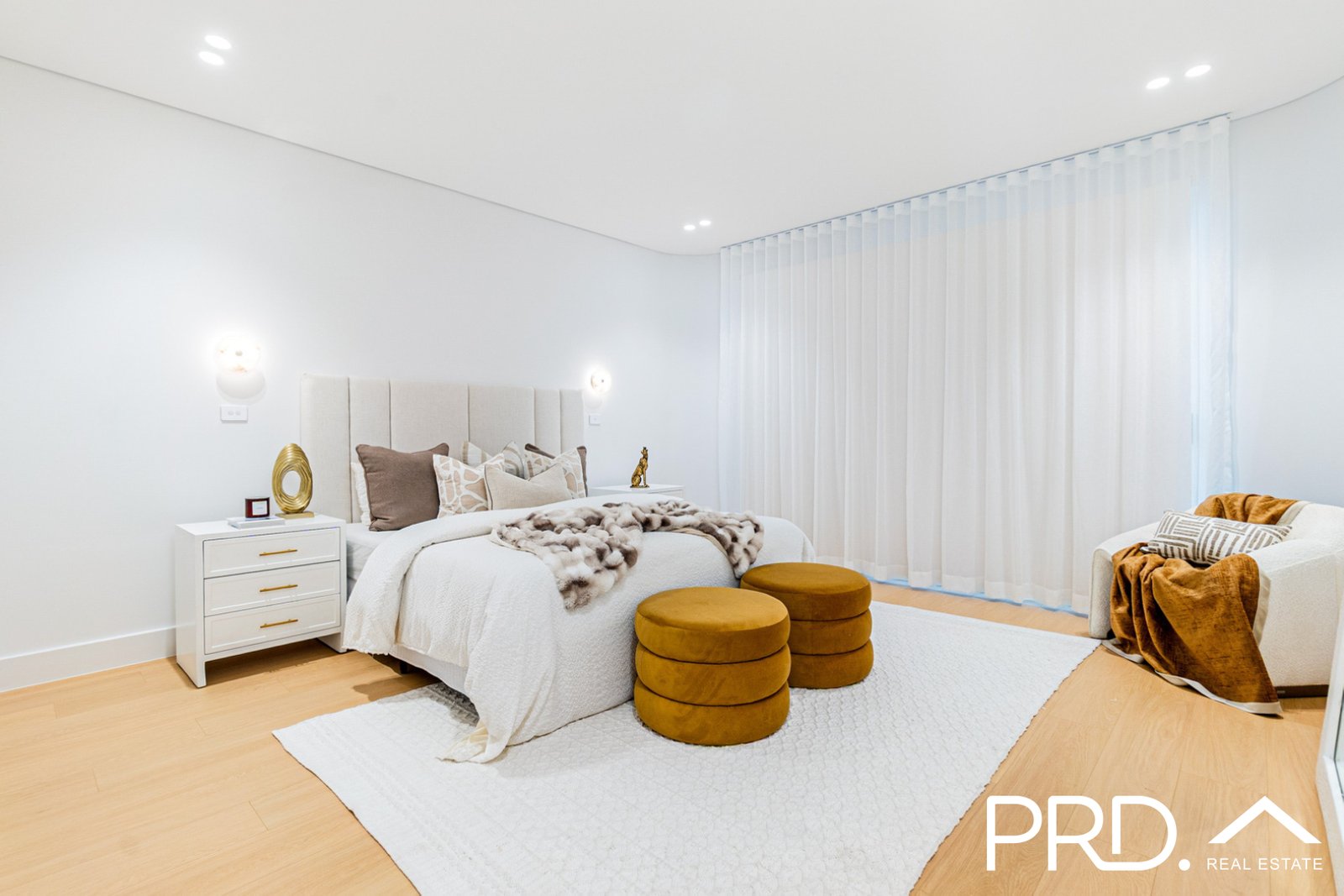 3b Alliance Avenue REVESBY 5