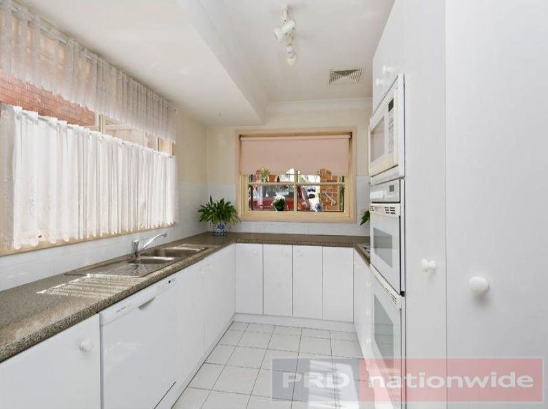3b Bass Avenue EAST HILLS 3