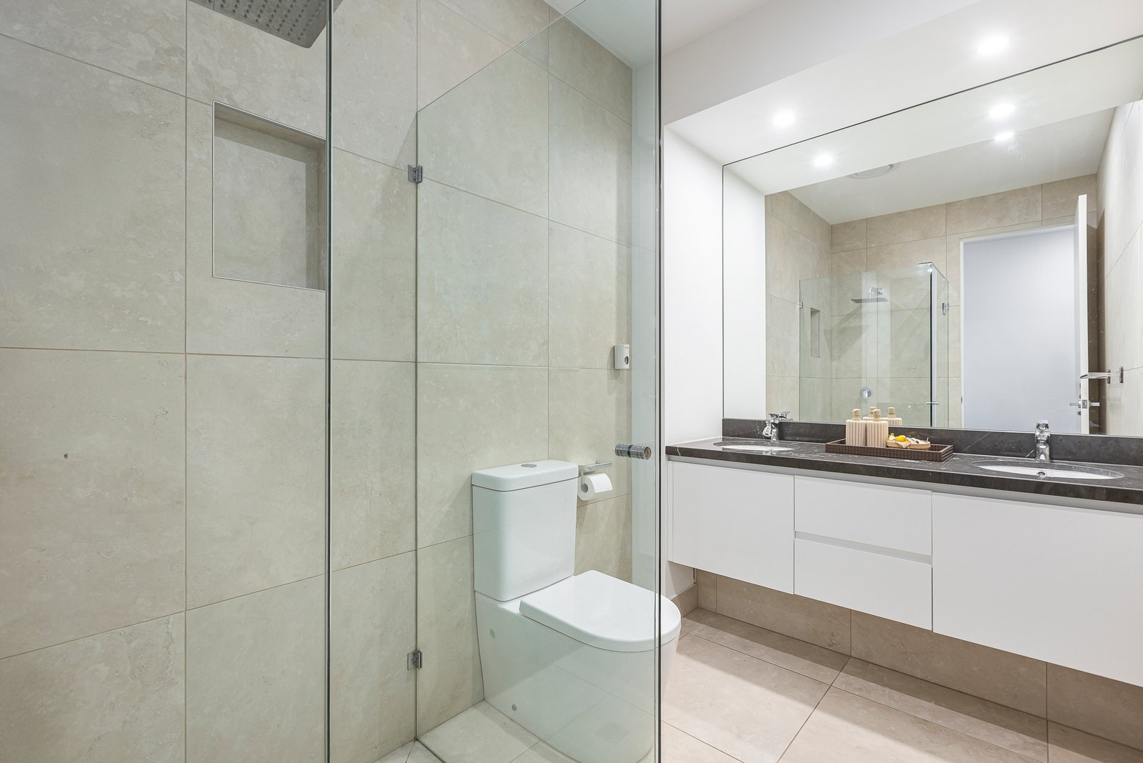 3B Carrington Grove, Brighton East, 3187