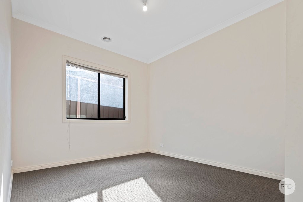 3B Ella Court KENNINGTON 7