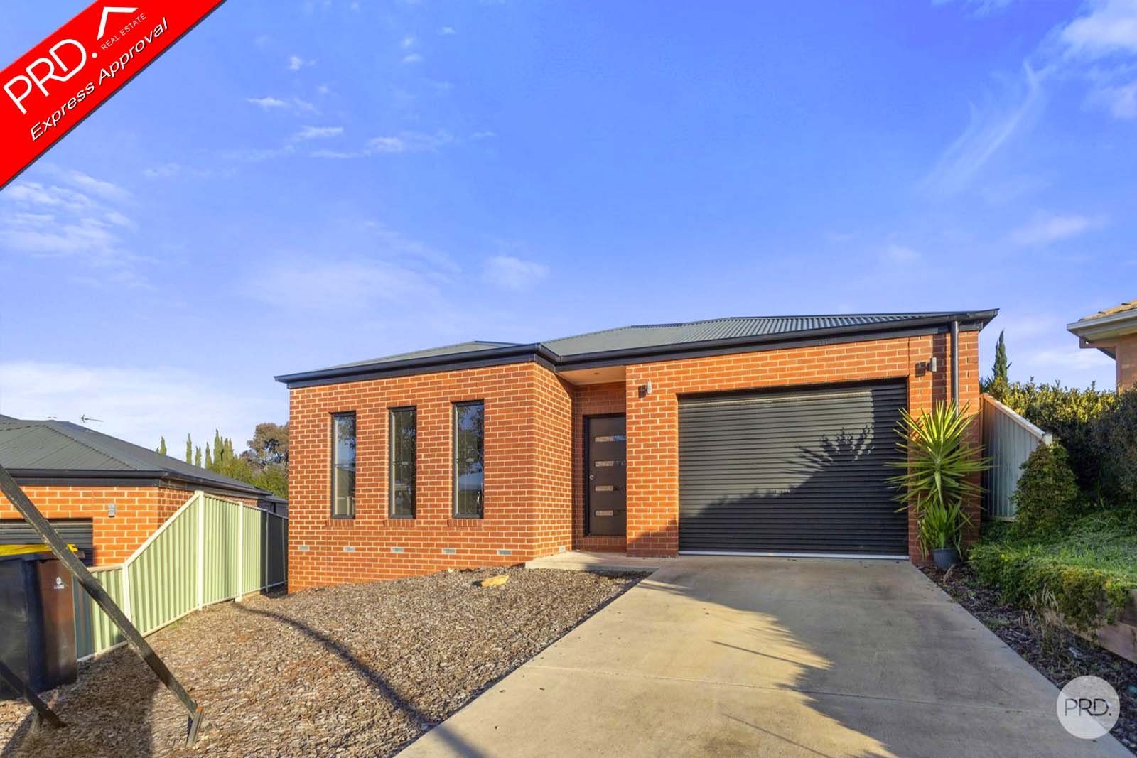 3B Ella Court KENNINGTON 2