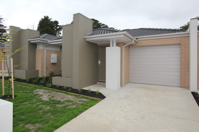 3B King George Way MITCHELL PARK 2