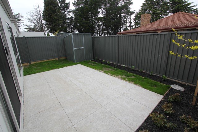 3B King George Way MITCHELL PARK 13