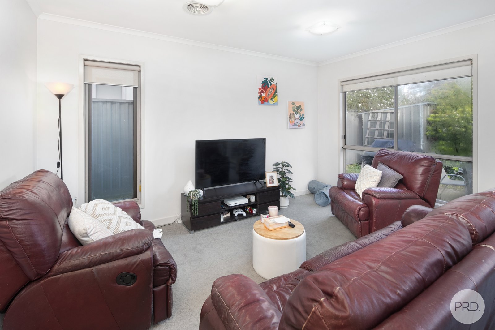 3B King George Way MITCHELL PARK 3