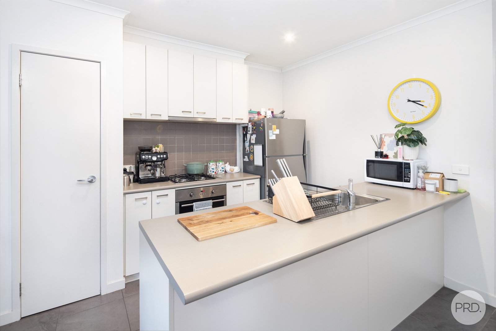 3B King George Way MITCHELL PARK 4