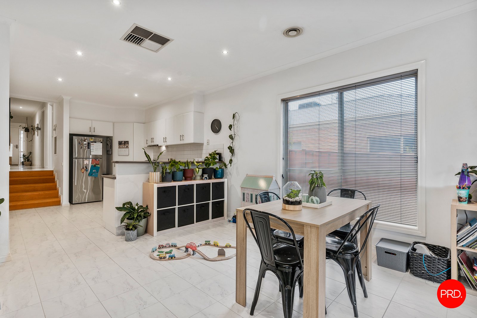 3B Kinrap Street KANGAROO FLAT 4