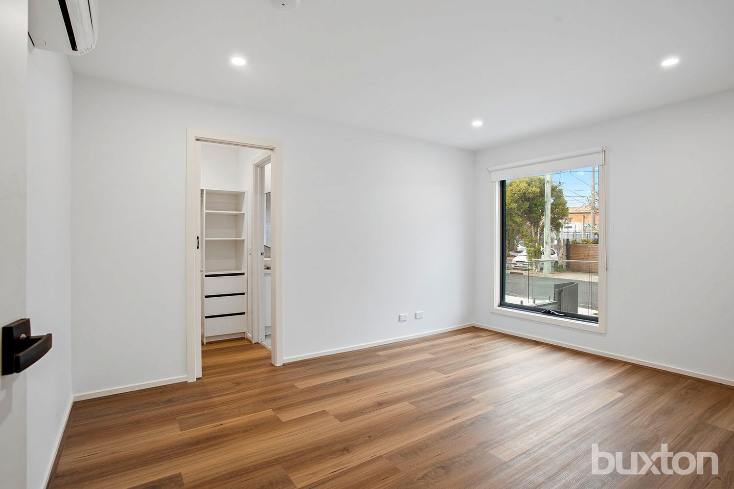 Gallery: 3B Train Street