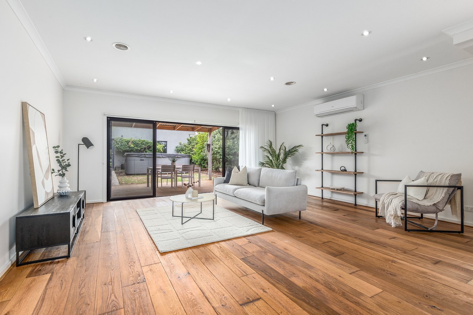 Gallery: 3B Victoria Street