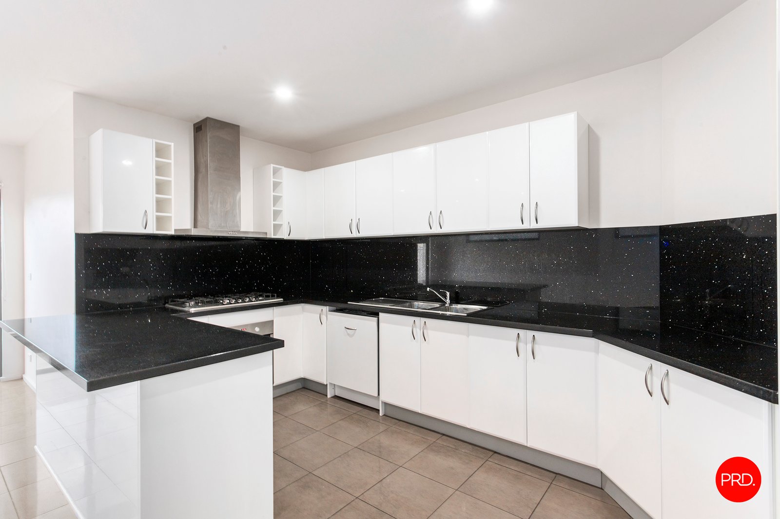 3C High Street KANGAROO FLAT 2