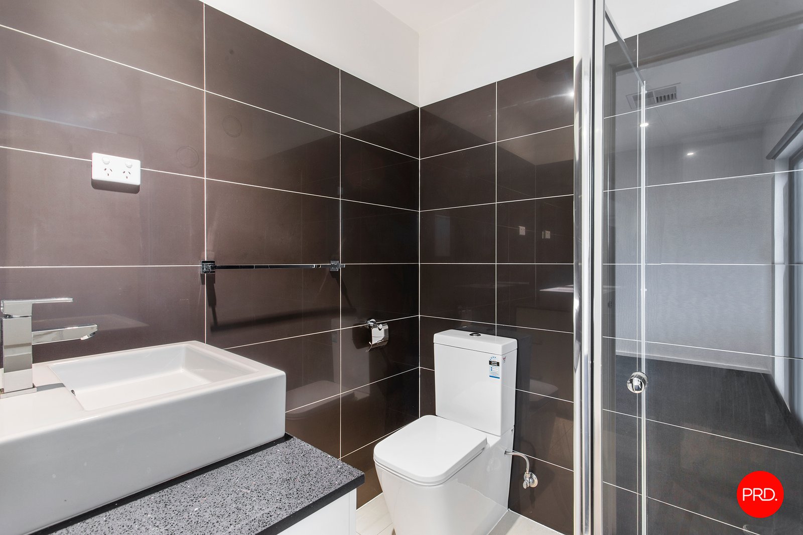 3C High Street KANGAROO FLAT 8