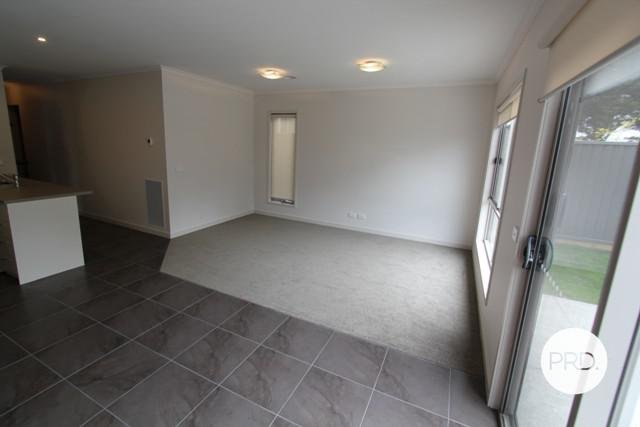 3C King George Way MITCHELL PARK 6