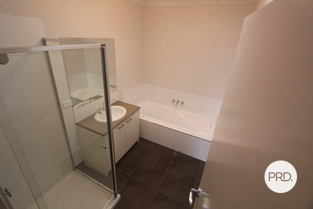 3C King George Way MITCHELL PARK 8