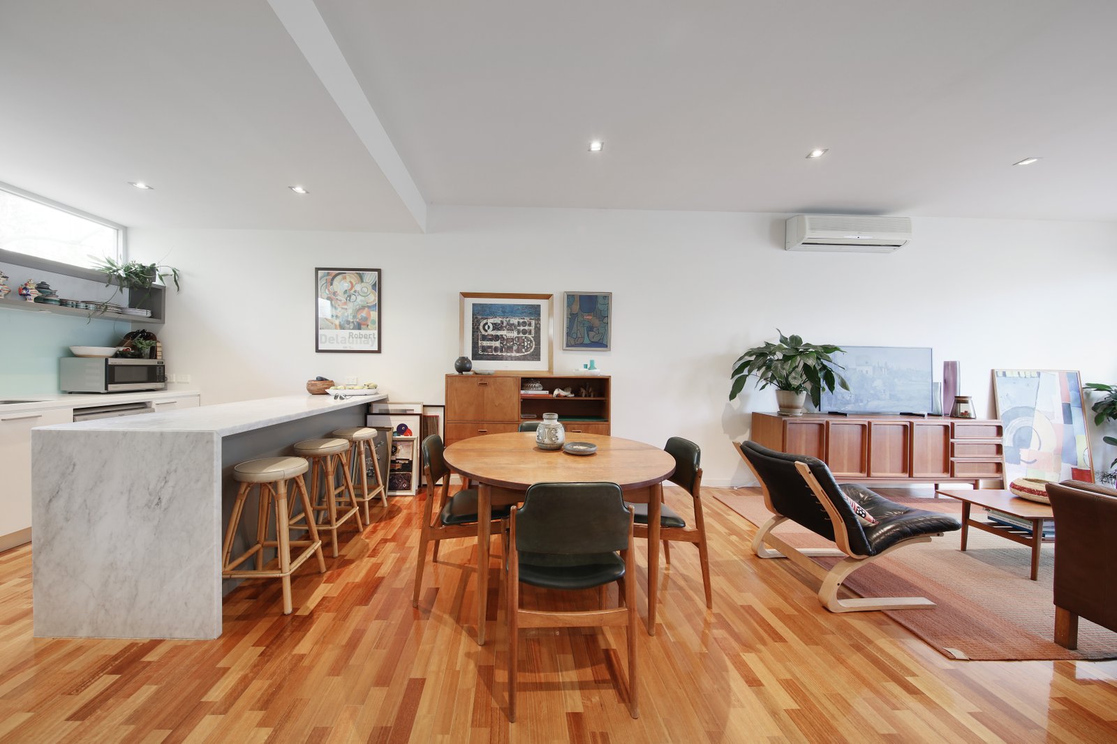 Gallery: 3C Vautier Street