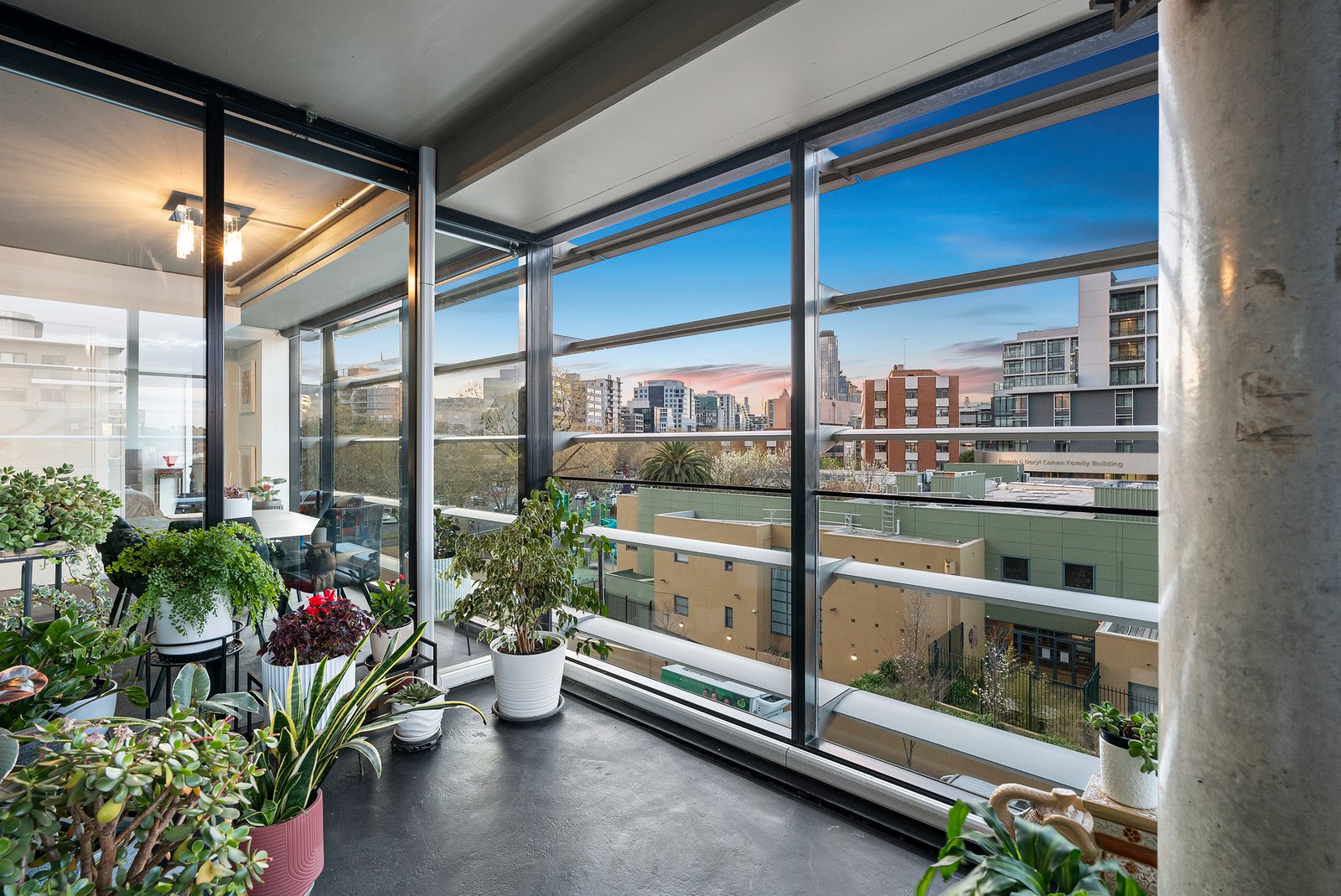 Gallery: 3E/635 St Kilda Road