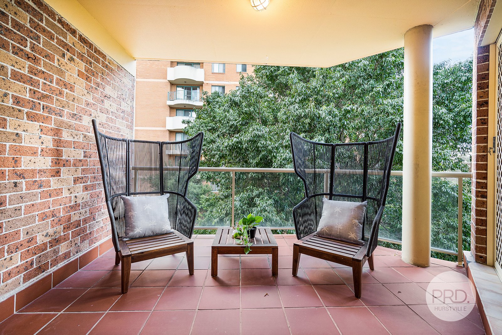 3F/38-42 Woniora Road HURSTVILLE 8