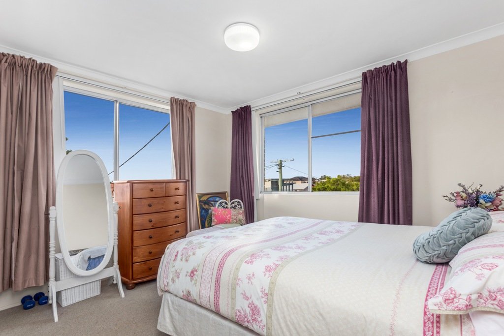 4-17 Stevenson Street ASCOT 6