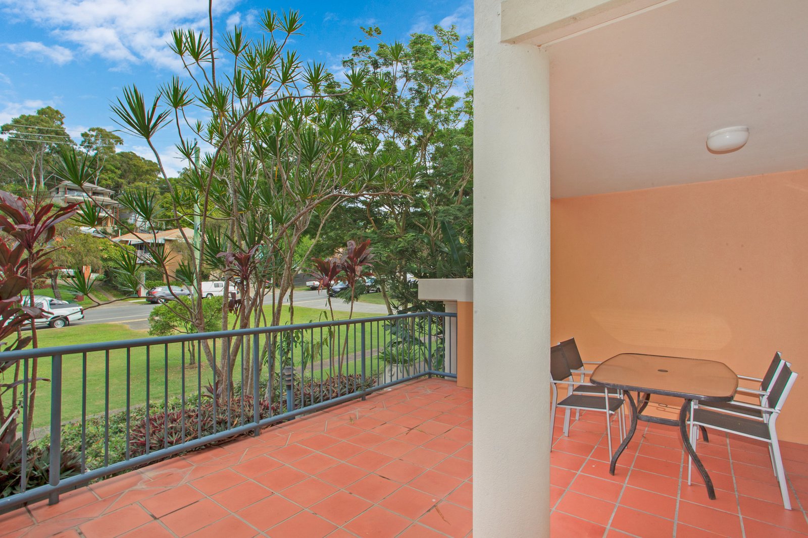 4 19-23 George Street East  BURLEIGH HEADS 10