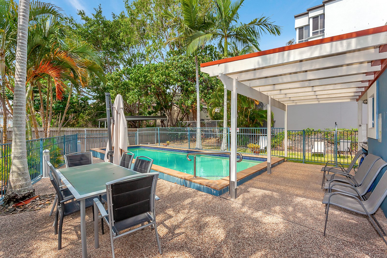 4 19-23 George Street East  BURLEIGH HEADS 15