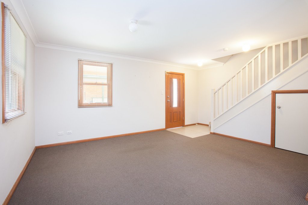 4/ 33-40 king Street EAST MAITLAND 3