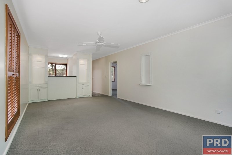 4 / 684 Dean Street ALBURY 2