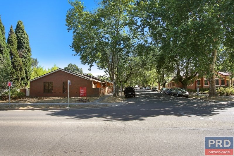 4 / 684 Dean Street ALBURY 12