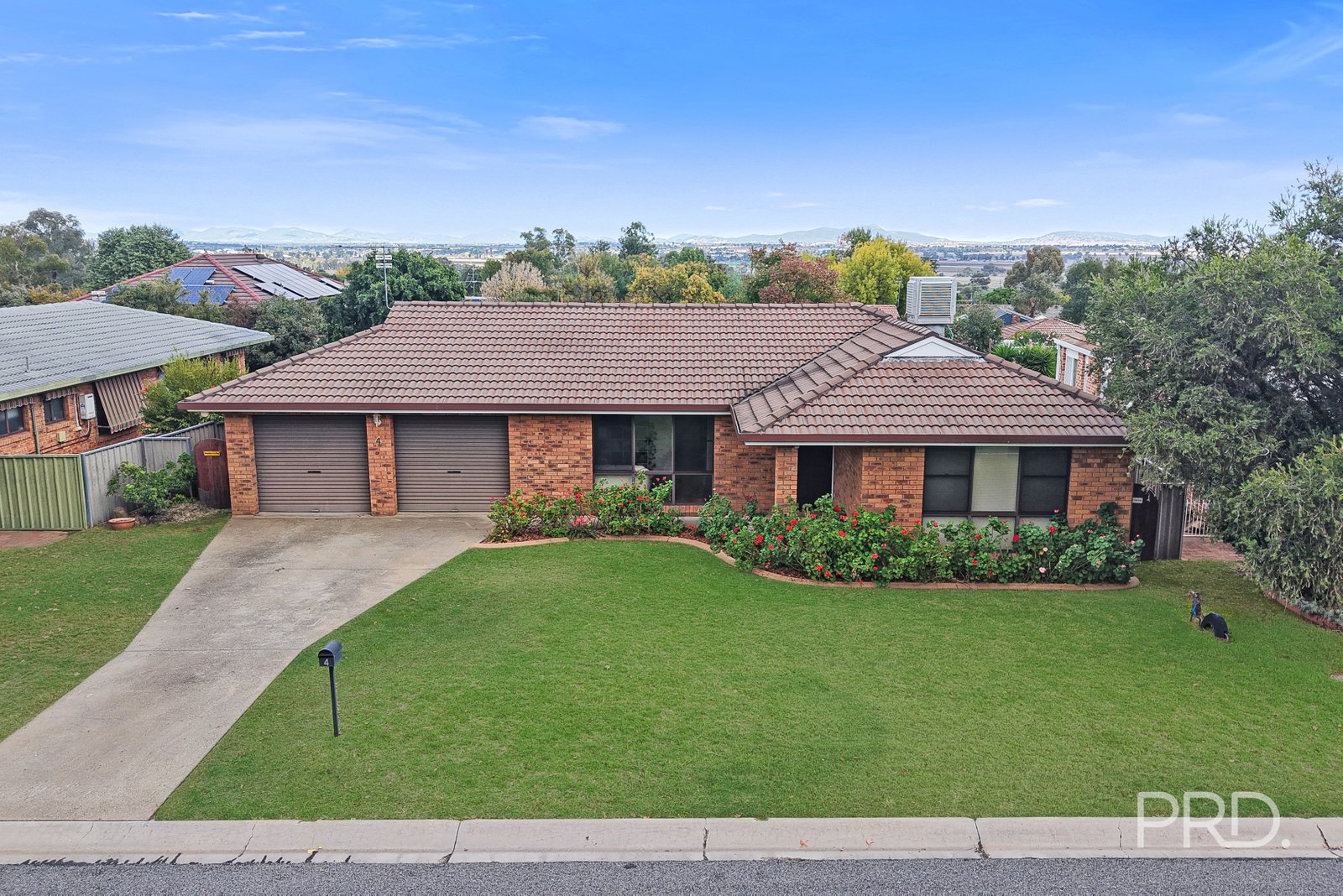 4 Acacia Drive TAMWORTH 1