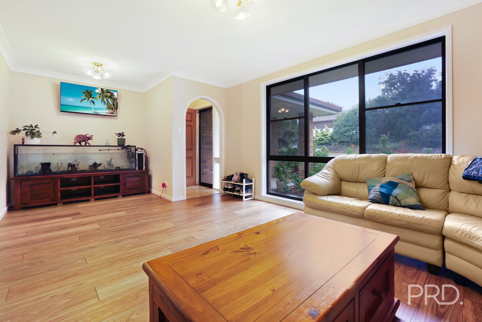 4 Acacia Drive TAMWORTH 4