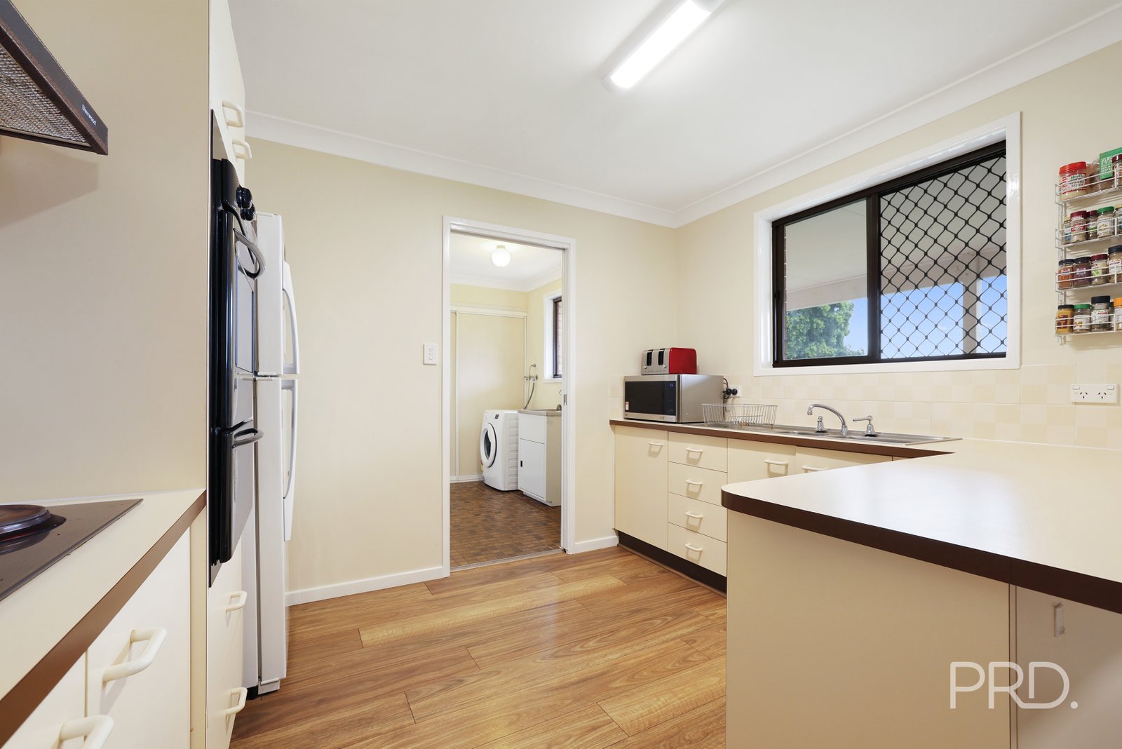 4 Acacia Drive TAMWORTH 5
