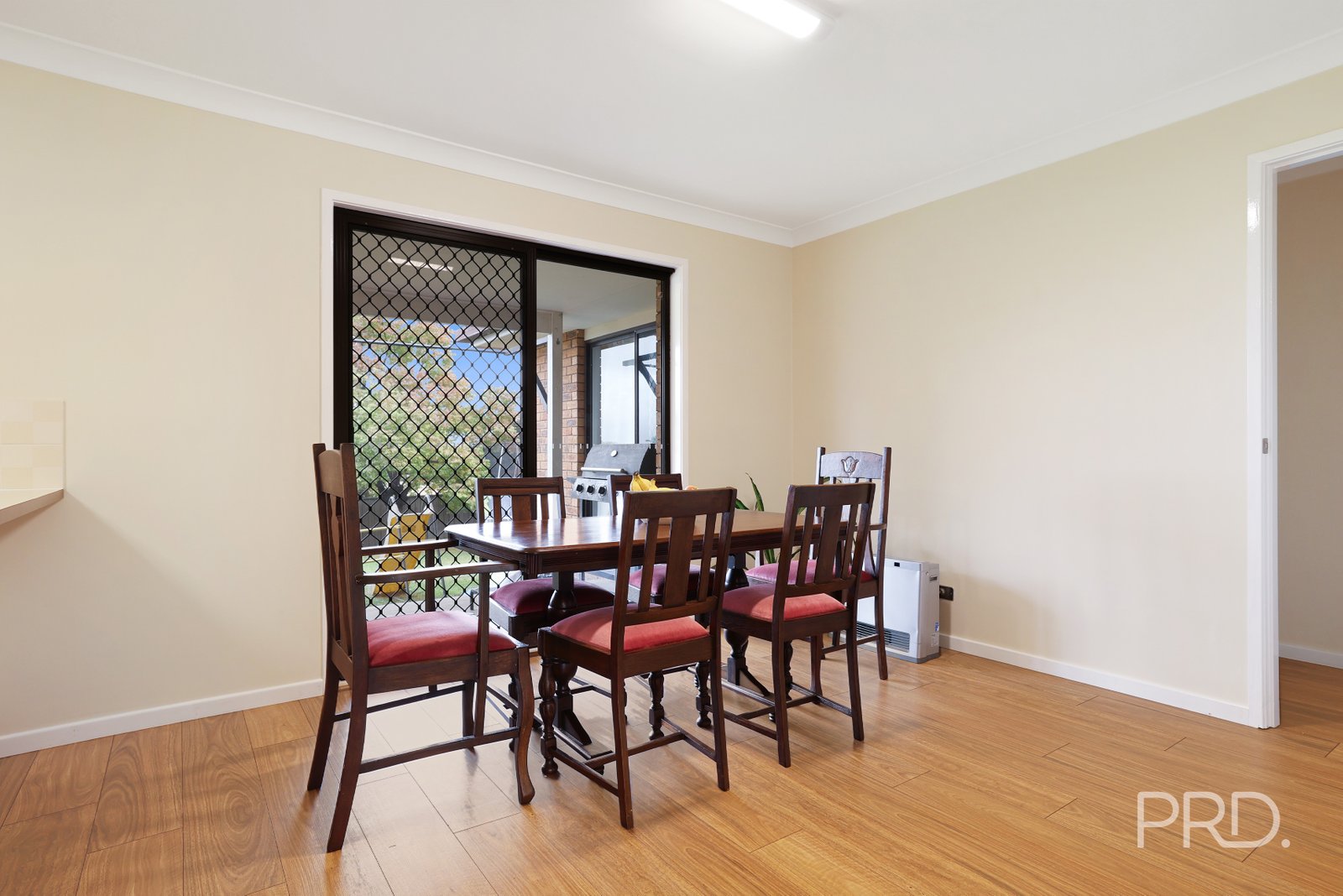4 Acacia Drive TAMWORTH 8