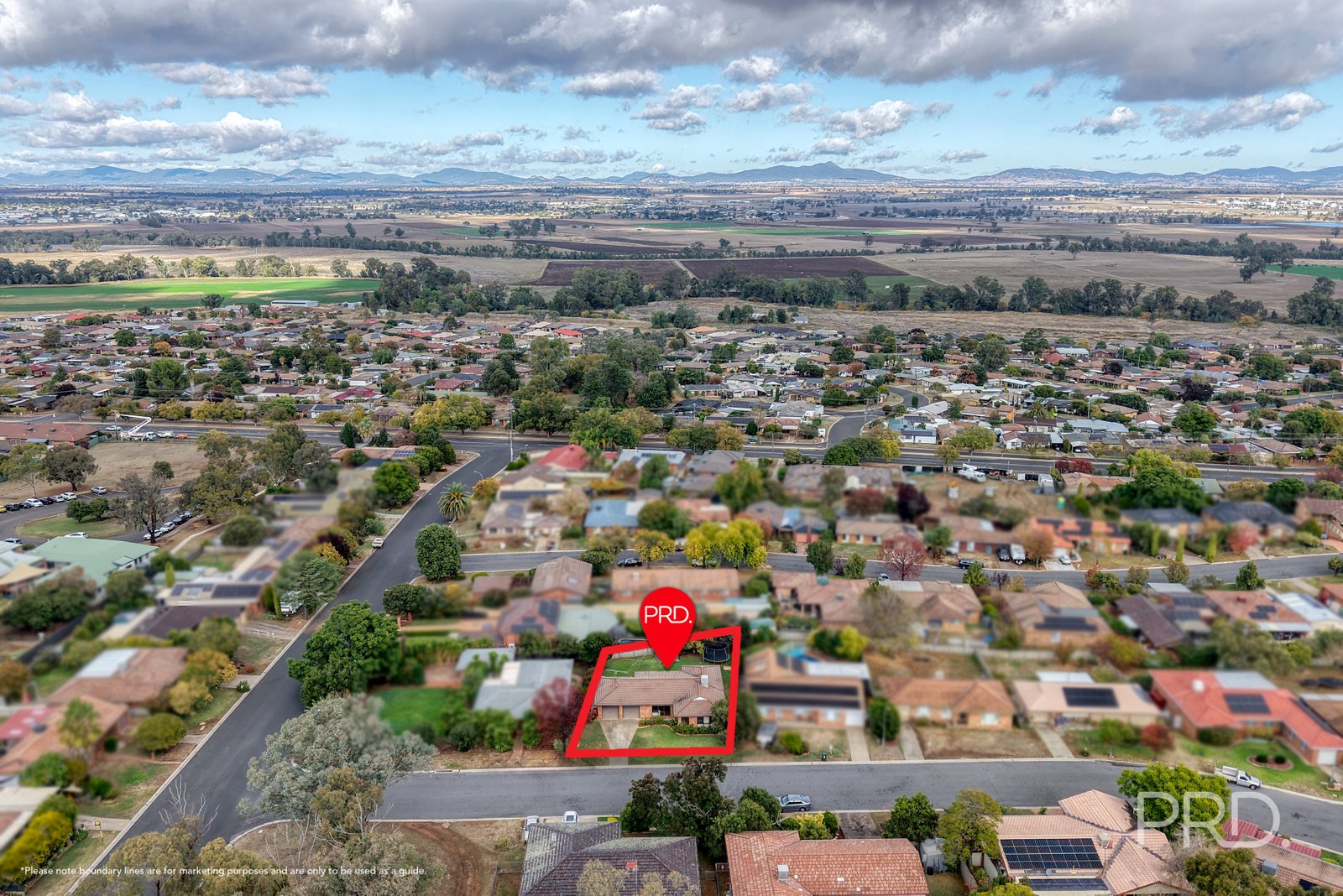 4 Acacia Drive TAMWORTH 21