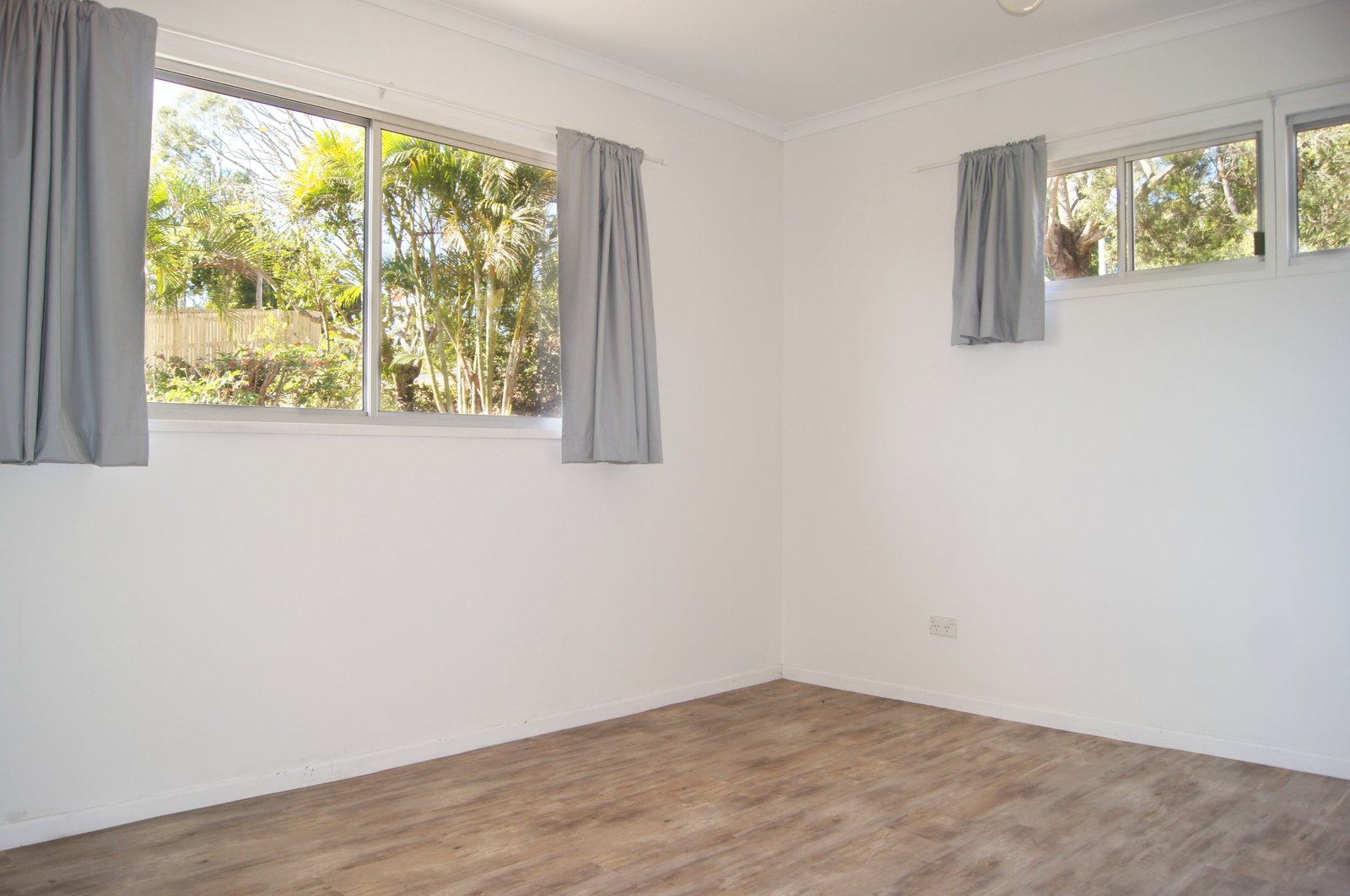 4 Adina Street CANNONVALE 8