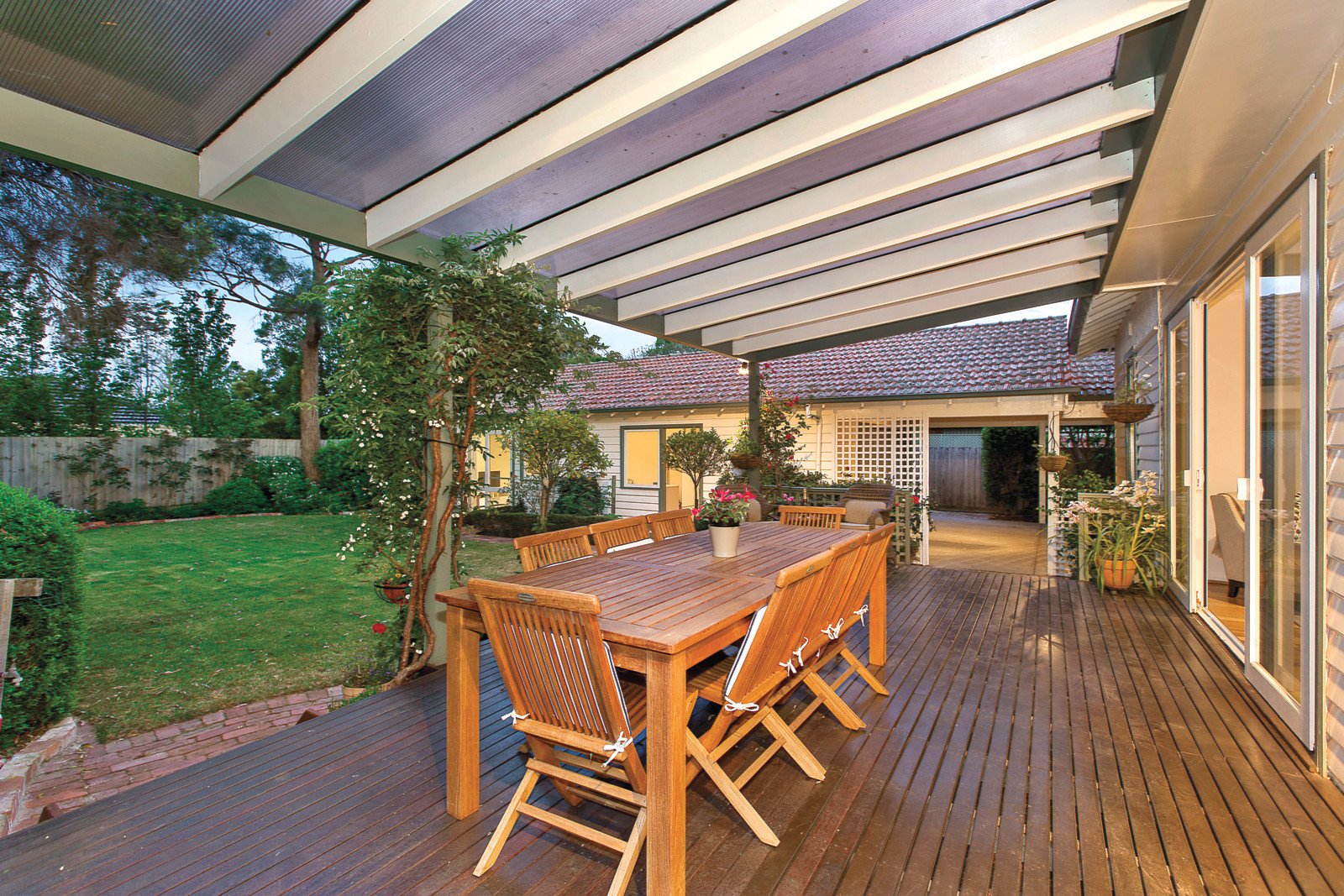 4 Agnes Street, Mont Albert, VIC