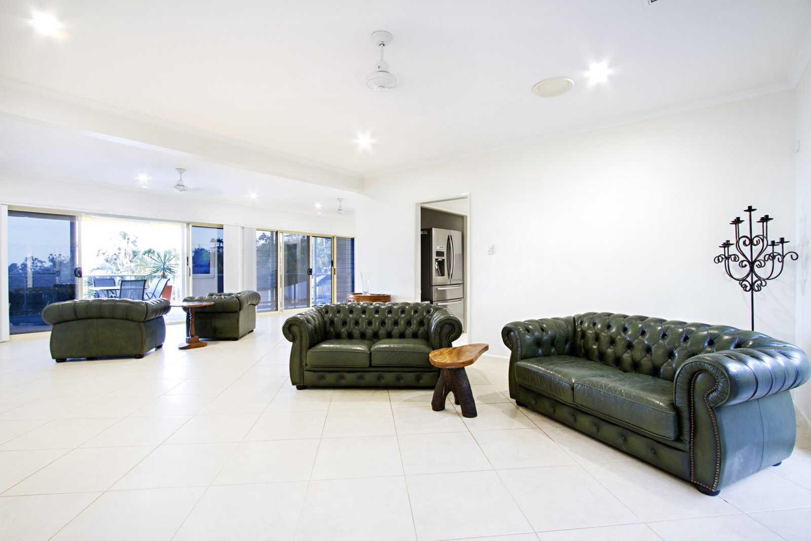 4 Airlie Crescent AIRLIE BEACH 5