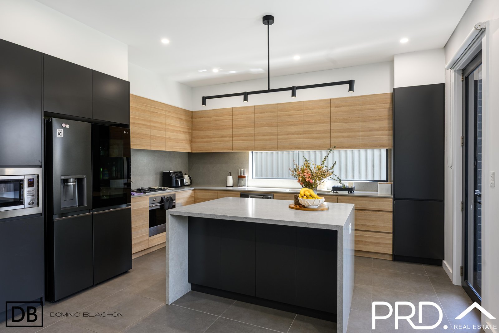 4 Alamein Road REVESBY HEIGHTS 4