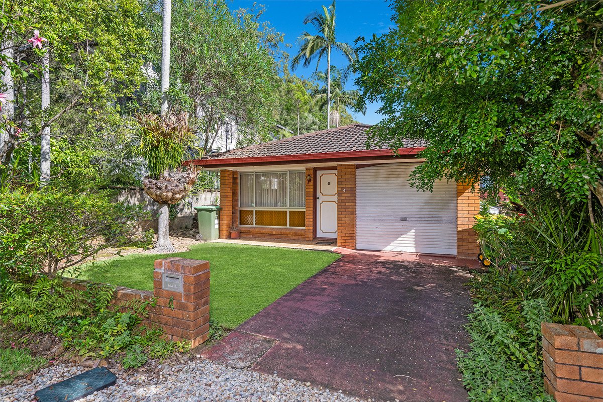 4 Albert Street Burleigh Heads 2