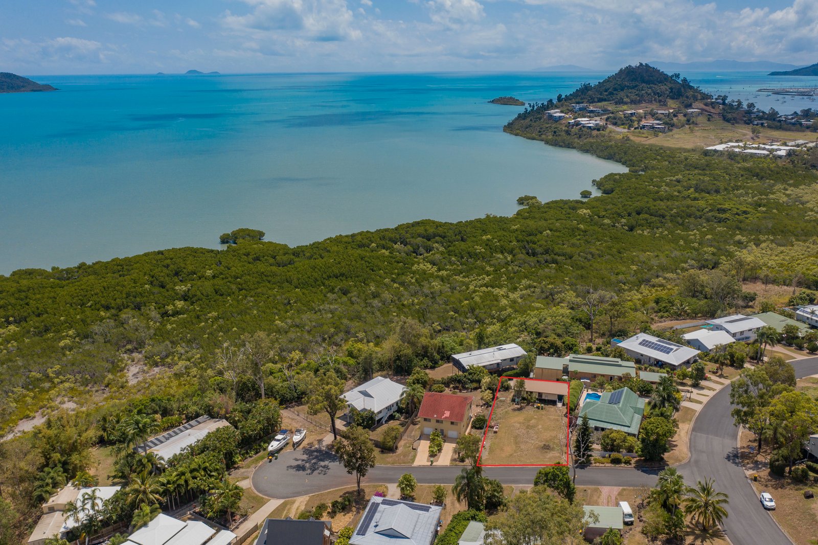 4 Alice Court CANNONVALE 2
