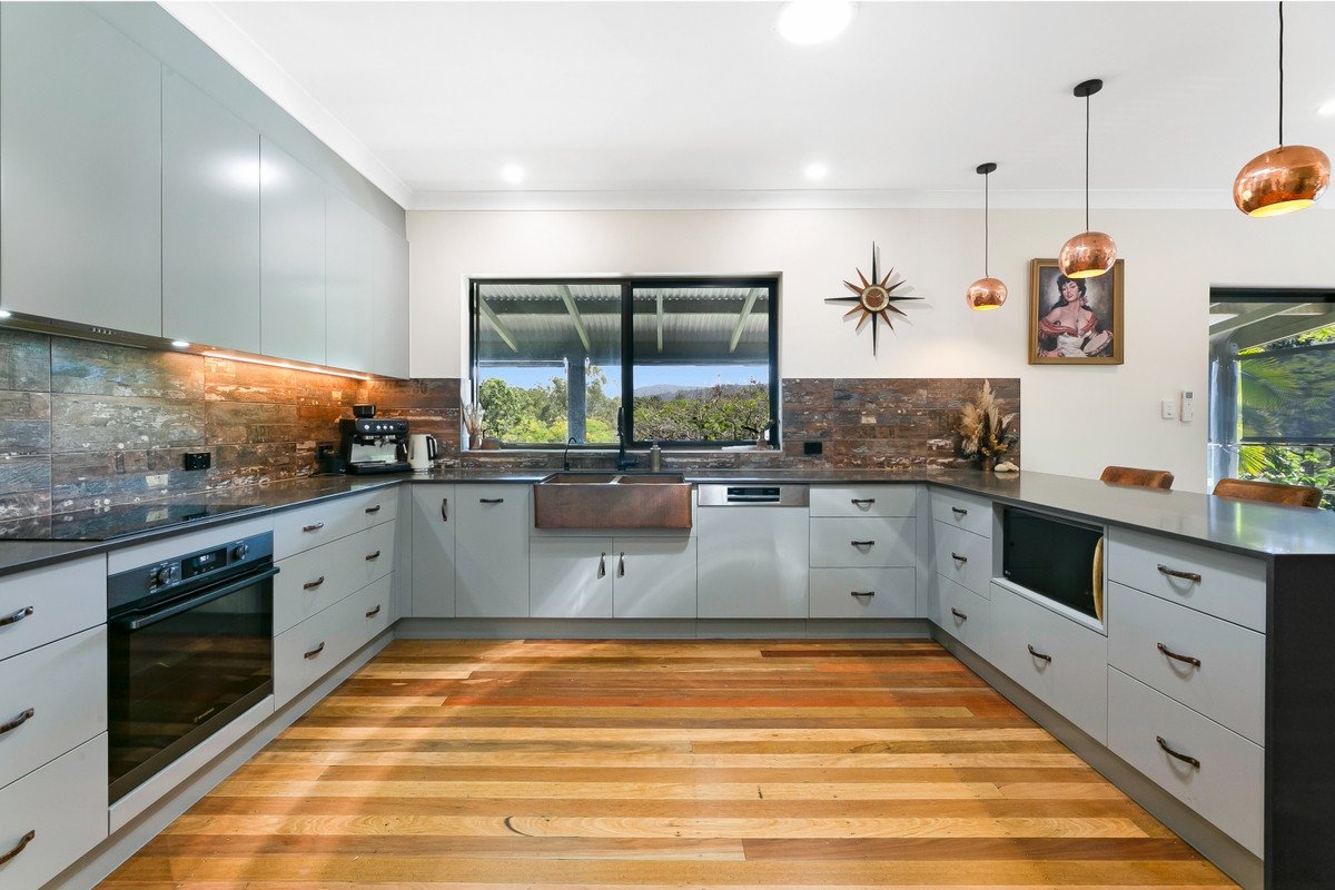 4 Alleena Court Mudgeeraba 7