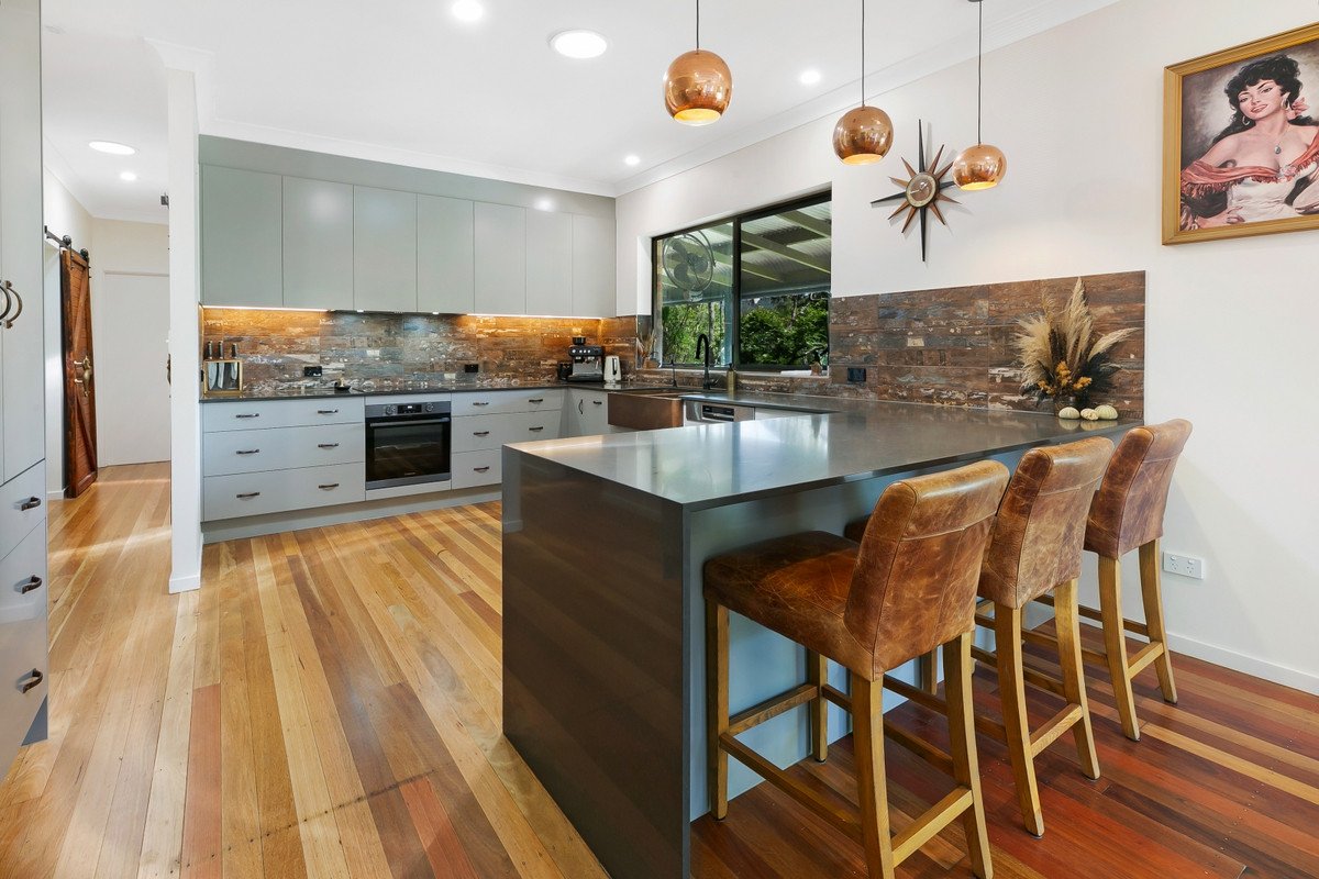 4 Alleena Court Mudgeeraba 8