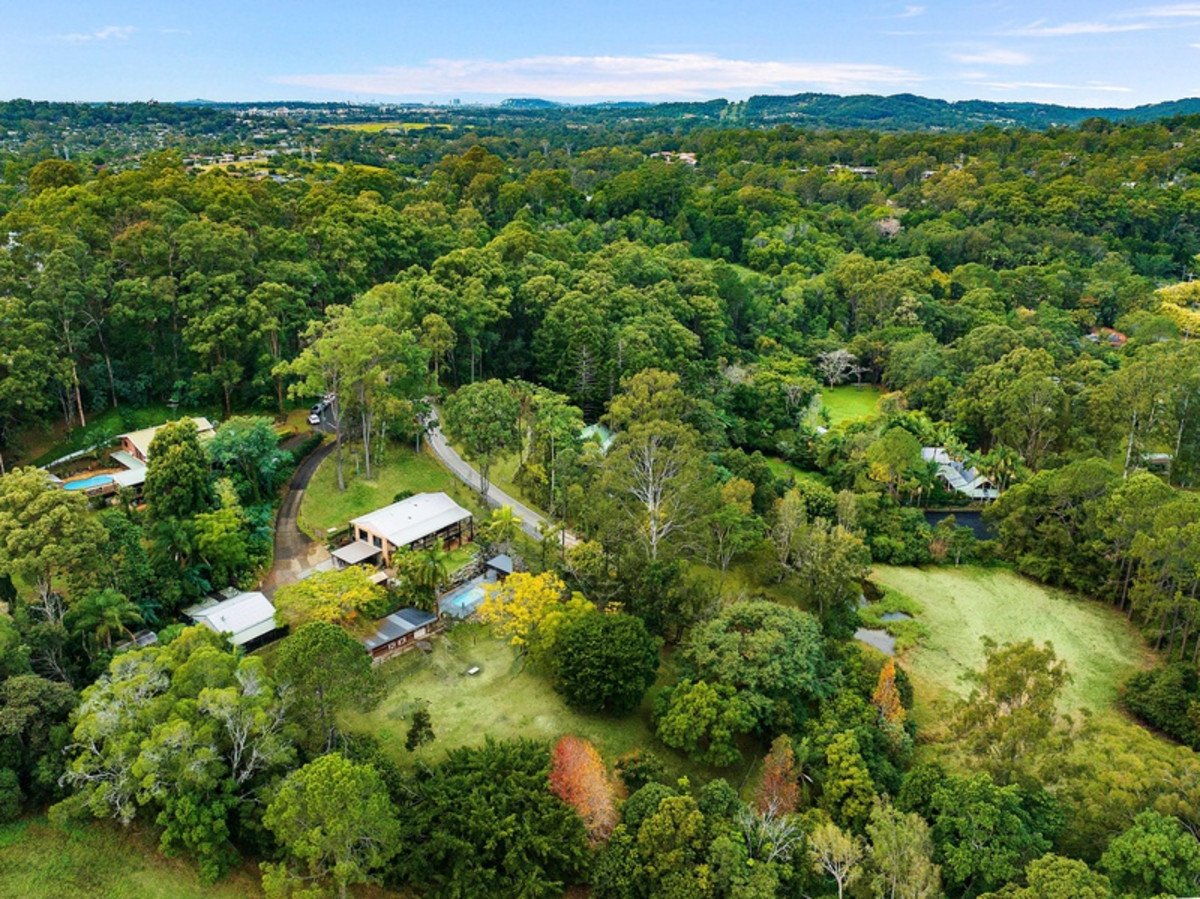 4 Alleena Court Mudgeeraba 31