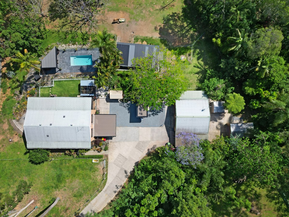 4 Alleena Court Mudgeeraba 32