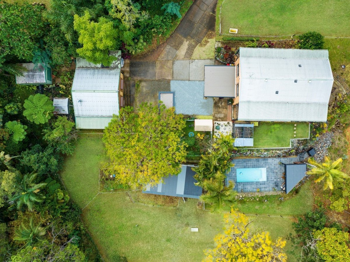 4 Alleena Court Mudgeeraba 33