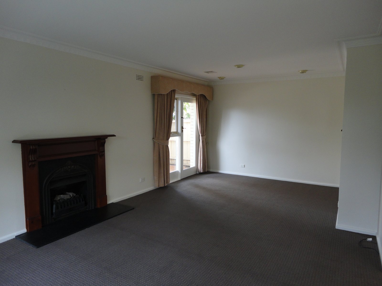 Gallery: 4 Allnutt Court